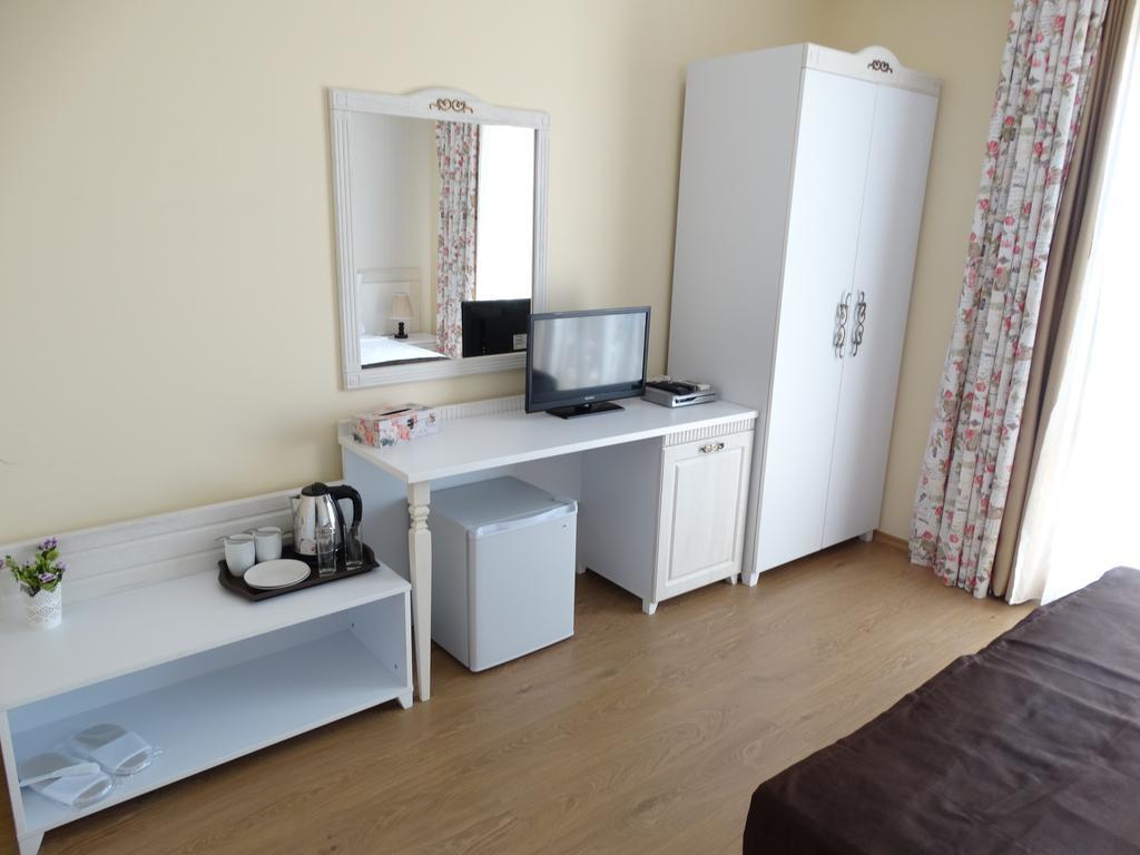 The Step Family Hotel Slantschew brjag Zimmer foto