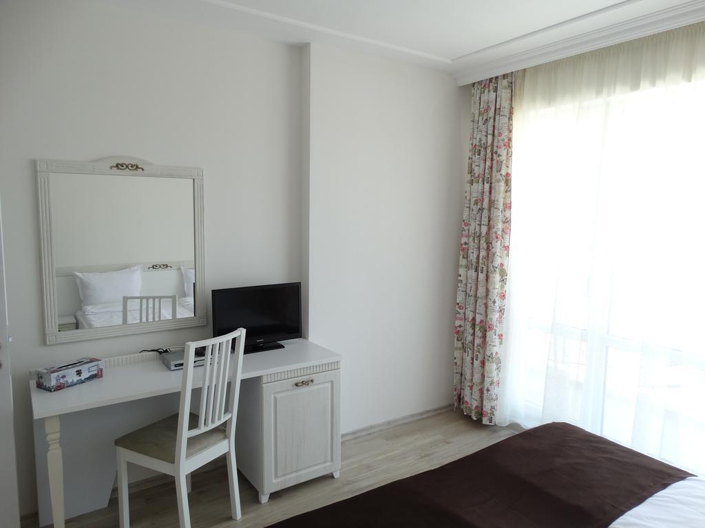 The Step Family Hotel Slantschew brjag Zimmer foto