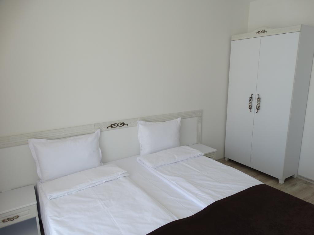 The Step Family Hotel Slantschew brjag Zimmer foto