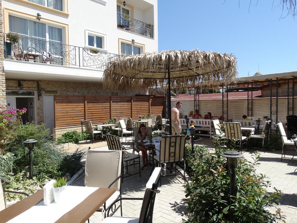 The Step Family Hotel Slantschew brjag Exterior foto